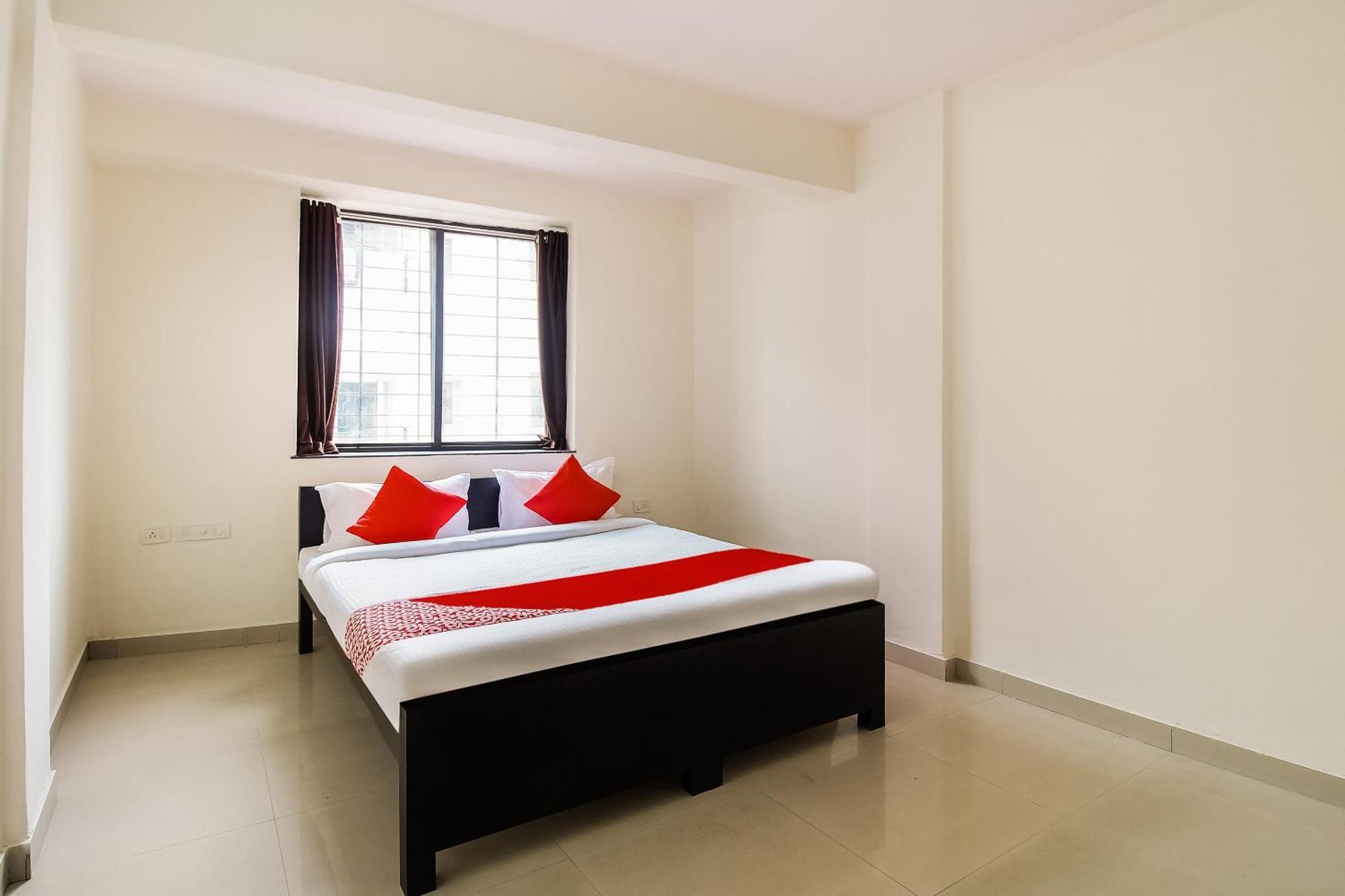 Hotel O Galaxy Near Inox Pune Exterior photo